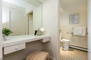 157 Laurel Ave, Livingston, NJ 07039 - Photo 19