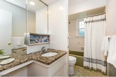 157 Laurel Ave, Livingston, NJ 07039 - Photo 25