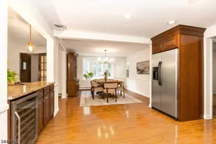 157 Laurel Ave, Livingston, NJ 07039 - Photo 9
