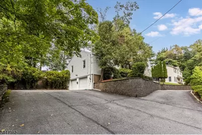 157 Laurel Ave, Livingston, NJ 07039 - Photo 35