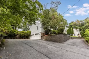 157 Laurel Ave, Livingston, NJ 07039 - Photo 35