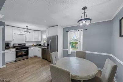 304 Maple Ave, South Plainfield, NJ 07080 - Photo 11
