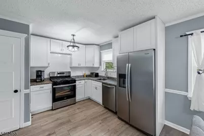 304 Maple Ave, South Plainfield, NJ 07080 - Photo 9
