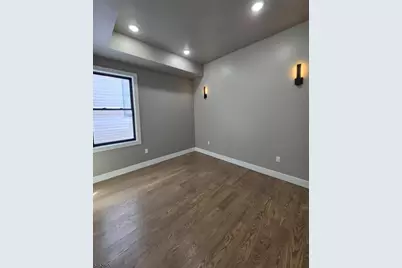 101 Thorne St #2, Jersey City, NJ 07307 - Photo 9