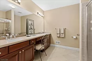 363 Victoria Dr, Bridgewater, NJ 08807 - Photo 17