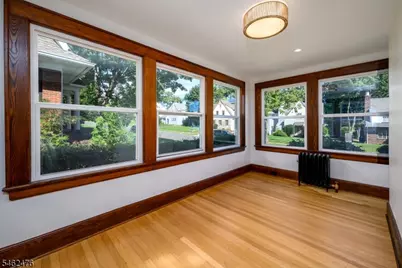 160 Clairmont Ter, Orange, NJ 07050 - Photo 5
