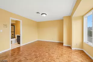 33 Aycrigg Ave, Passaic, NJ 07055 - Photo 13