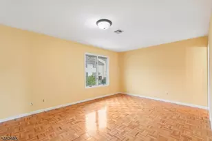 33 Aycrigg Ave, Passaic, NJ 07055 - Photo 9