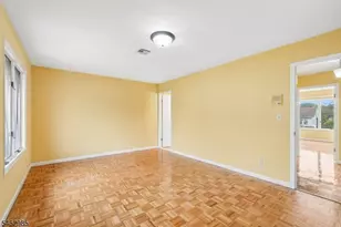 33 Aycrigg Ave, Passaic, NJ 07055 - Photo 7