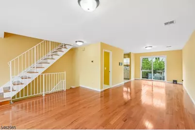 33 Aycrigg Ave, Passaic, NJ 07055 - Photo 27