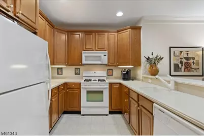 151 Victoria Dr #151, Bridgewater, NJ 08807 - Photo 5
