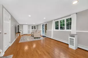 8 Molly Bee Rd, Raritan Township, NJ 08822 - Photo 17