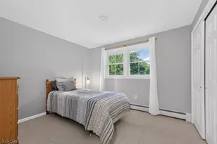 8 Molly Bee Rd, Raritan Township, NJ 08822 - Photo 23