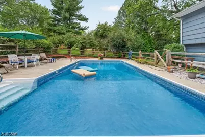 8 Molly Bee Rd, Raritan Township, NJ 08822 - Photo 31