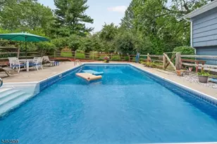 8 Molly Bee Rd, Raritan Township, NJ 08822 - Photo 31