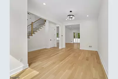 54 Martin Rd, Livingston, NJ 07039 - Photo 7