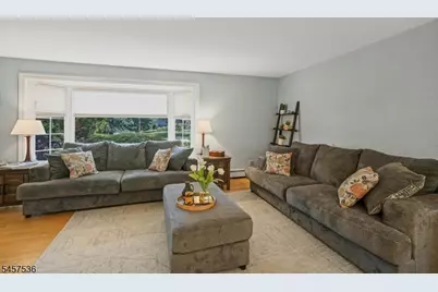 33 Douglas Dr, Montville Township, NJ 07082 - Photo 5