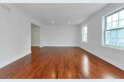 7 Harrison St #A, Morristown, NJ 07960 - Photo 3