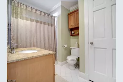 18 Mountain Rd, Roxbury Township, NJ 07852 - Photo 17