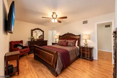 306 Arsdale Ter, Union Township, NJ 07083 - Photo 7