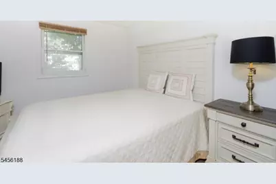 103 Breakneck Rd, Vernon Twp., NJ 07422 - Photo 11