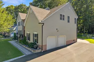 58 Fox Chase Ln, Roxbury Township, NJ 07852 - Photo 7