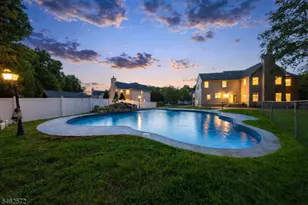 58 Fox Chase Ln, Roxbury Township, NJ 07852 - Photo 3