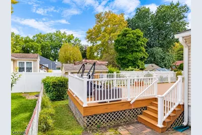 1090 Milton Blvd, Rahway, NJ 07065 - Photo 11