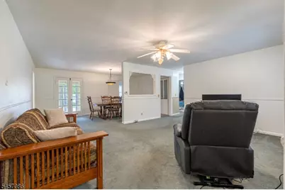 1090 Milton Blvd, Rahway, NJ 07065 - Photo 21