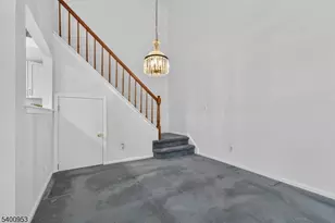 22 Pine Ct, Bedminster Township, NJ 07921 - Photo 11