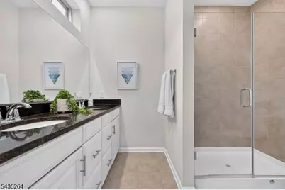 18 Cortland Ct, Livingston, NJ 07039 - Photo 25