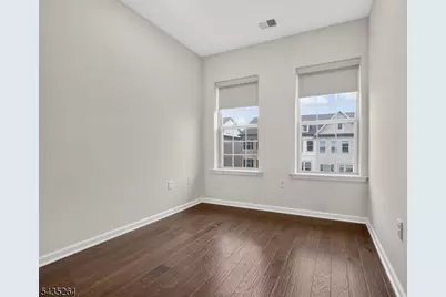 18 Cortland Ct, Livingston, NJ 07039 - Photo 27