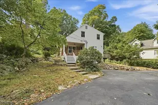 42 Fayson Lake Rd, Kinnelon, NJ 07405 - Photo 3