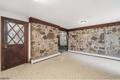 42 Fayson Lake Rd, Kinnelon, NJ 07405 - Photo 9