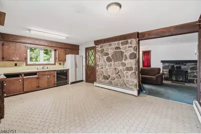 42 Fayson Lake Rd, Kinnelon, NJ 07405 - Photo 11
