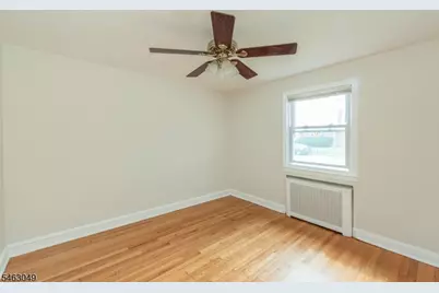 38 Avondale Ave, Clifton, NJ 07013 - Photo 11