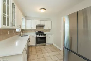38 Avondale Ave, Clifton, NJ 07013 - Photo 13