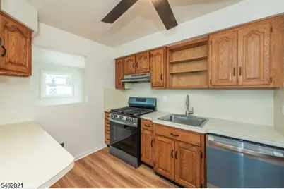 115 Beverly Rd, Bloomfield, NJ 07003 - Photo 5