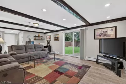 7 Crest Dr, East Hanover Township, NJ 07936 - Photo 37