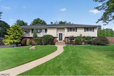 7 Crest Dr, East Hanover Township, NJ 07936 - Photo 1
