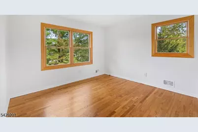 14 Mountain Ave, Warren Township, NJ 07059 - Photo 15