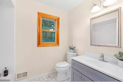 14 Mountain Ave, Warren Township, NJ 07059 - Photo 17