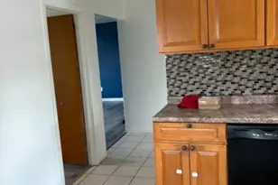 30 Cedar St, Hillside, NJ 07205 - Photo 3