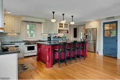 32 W Main St, Mendham, NJ 07945 - Photo 7
