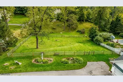 32 W Main St, Mendham, NJ 07945 - Photo 31
