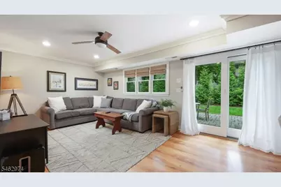 2292 Sunrise Ct, Scotch Plains Township, NJ 07076 - Photo 19