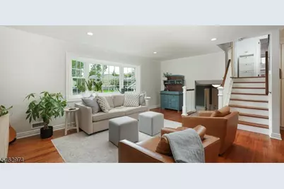 2292 Sunrise Ct, Scotch Plains Township, NJ 07076 - Photo 9
