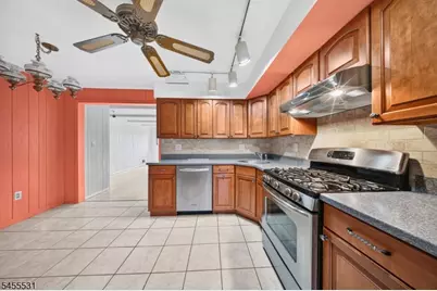 87 Lafayette St, Piscataway Township, NJ 08854 - Photo 13