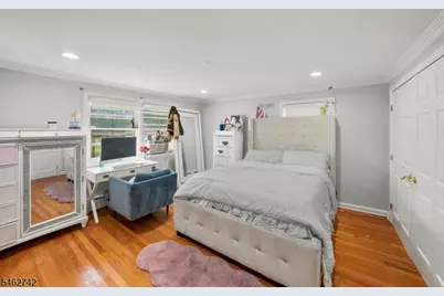 17 Harrison Ave, Long Hill Township, NJ 07933 - Photo 17