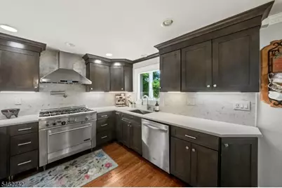17 Harrison Ave, Long Hill Township, NJ 07933 - Photo 3